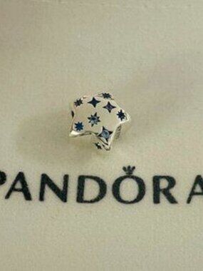 Pandora Bold Sparkling Star Charm